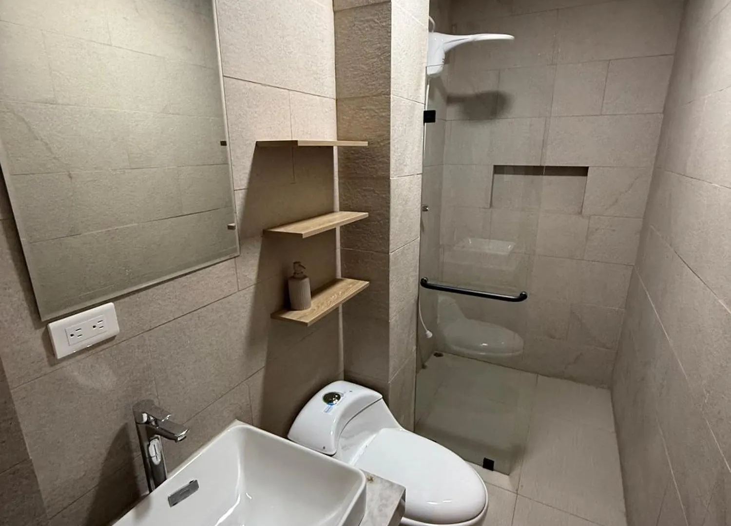 Rent Apartments Finch Nest Puerto Baquerizo Moreno