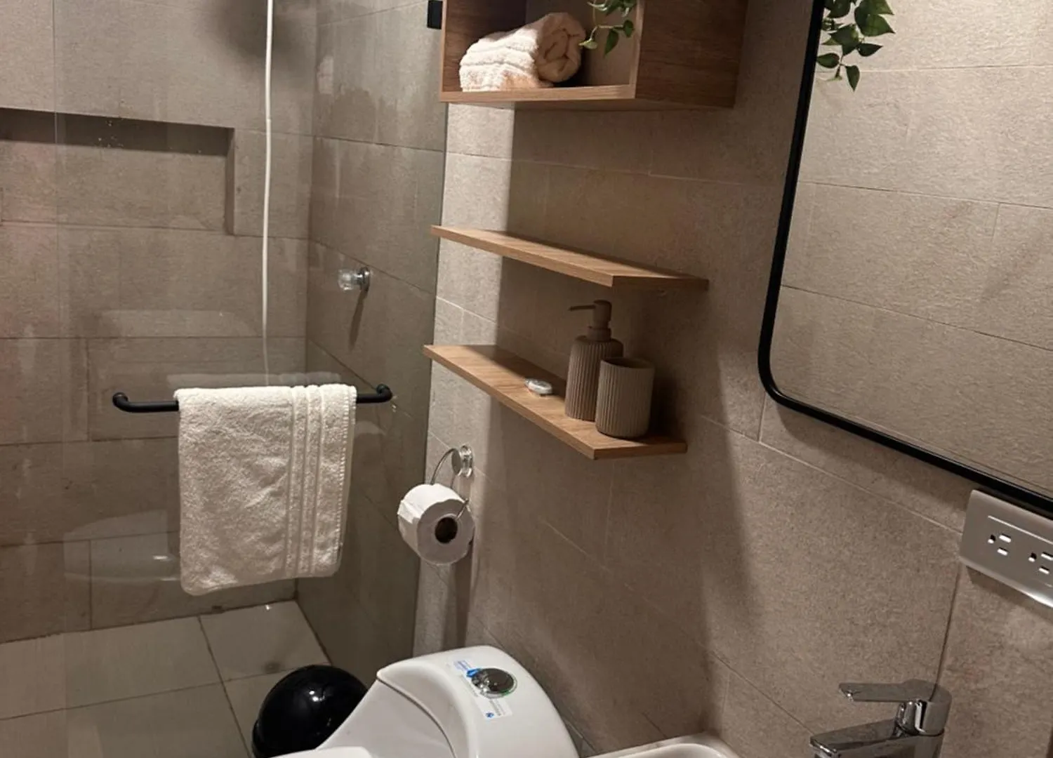 Rent Apartments Finch Nest Puerto Baquerizo Moreno